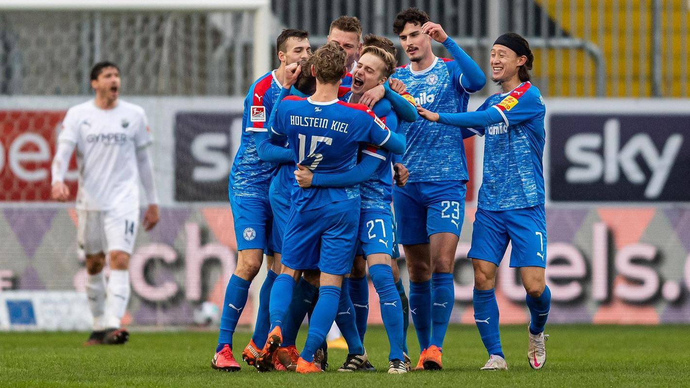 开云体育官方网站-关于斯图加特实现保级目标，德甲联赛下赛季继续征战的信息