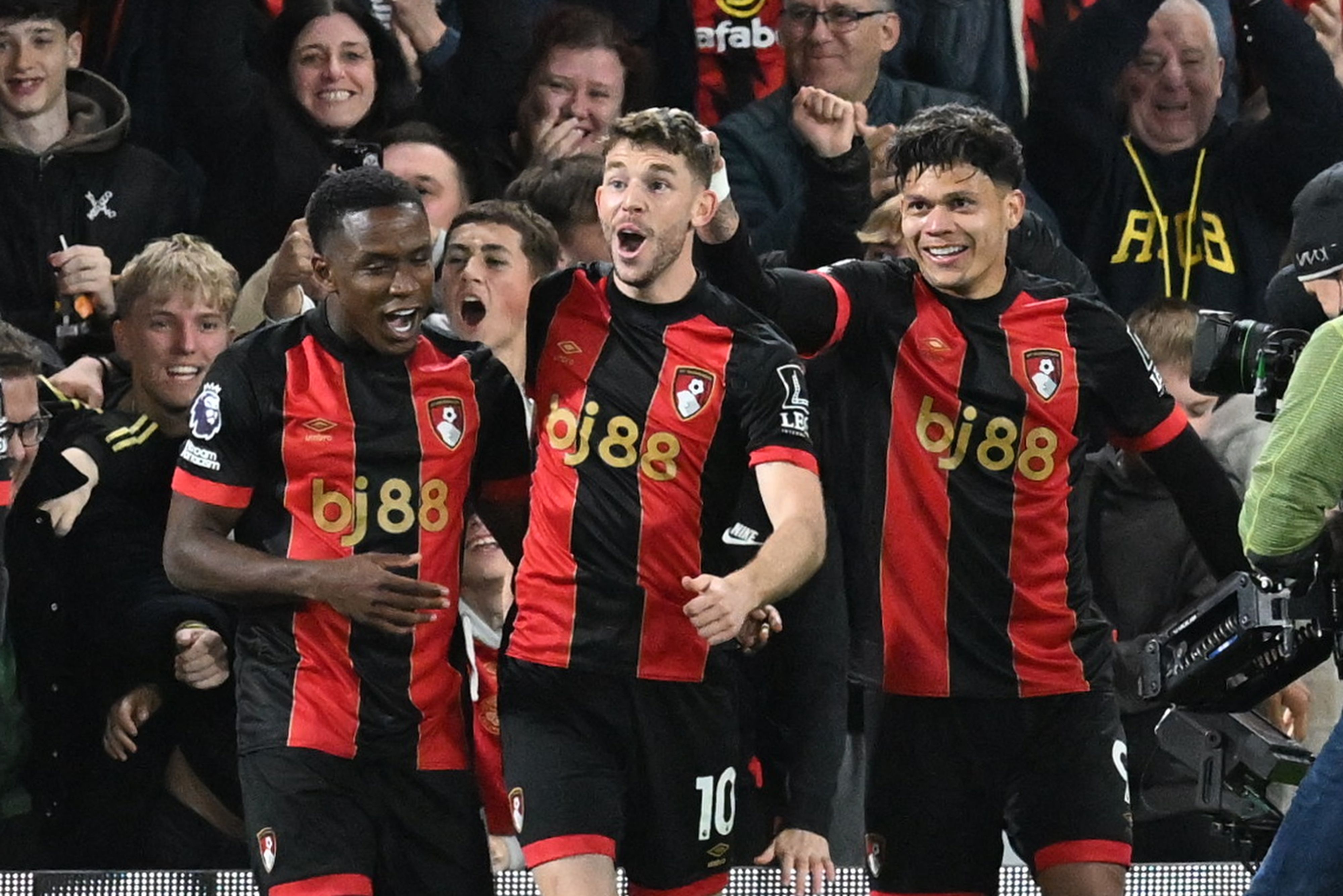 开云体育入口-阿森纳大胜伯恩茅斯，稳固前四位置