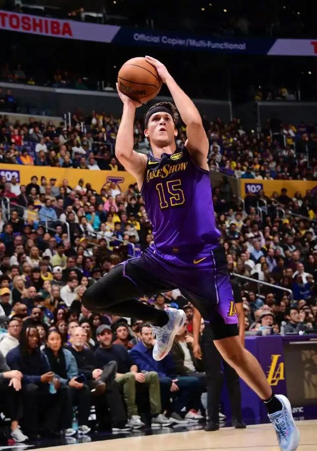 开云体育官方网站-关于安东尼带领开拓者逆袭战胜湖人，取得重要胜利的信息