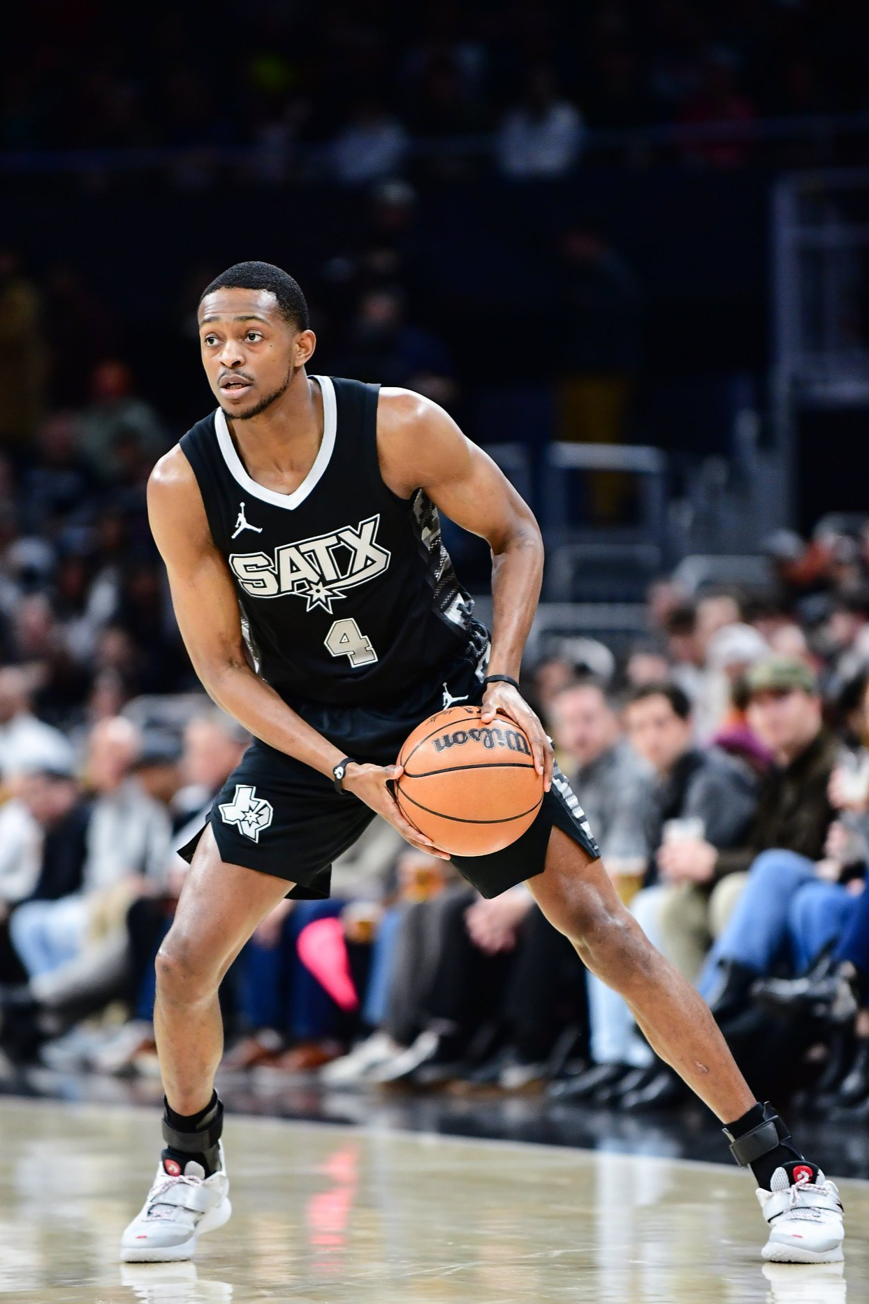 开云体育登录-马刺队成功签下被誉为新世纪最佳中锋的球员