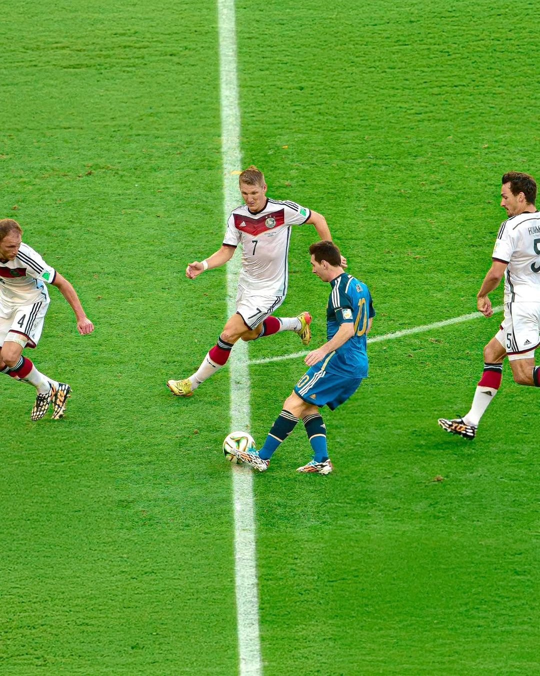 英格兰凭借梅西打进两球,战胜科索沃 英格兰凭借梅西打进两球,战胜科索沃