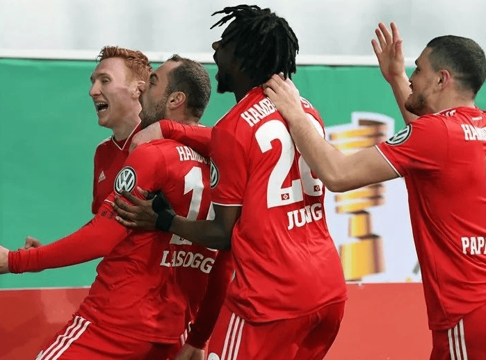 汉堡队主场告负,德甲保级形势岌岌可危的简单介绍 汉堡队主场告负,德甲保级形势岌岌可危的简单介绍