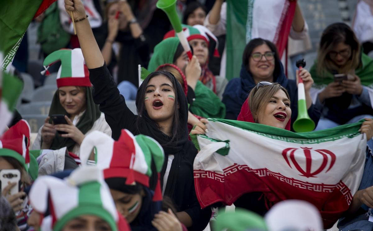 热门球队在比赛中力压对手取得压倒性胜利的简单介绍