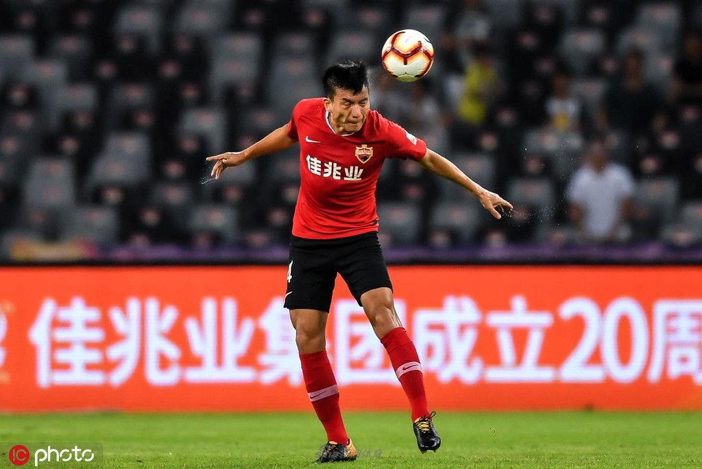 深圳佳兆业客场战平天津泰达,赛事激烈 深圳佳兆业客场战平天津泰达,赛事激烈