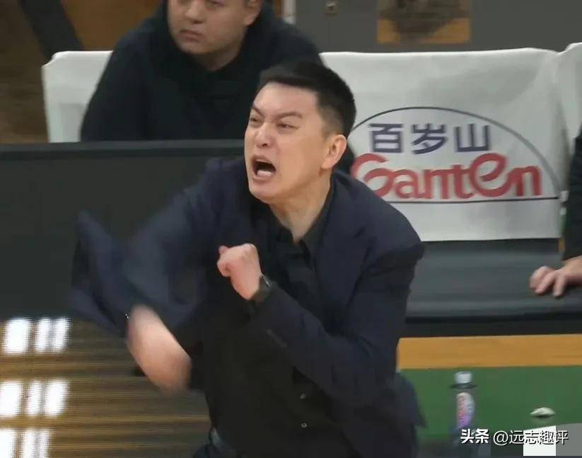 开云体育app-南安普顿惊险逃生,幸运险胜