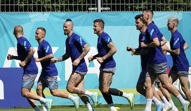 开云体育下载-斯洛伐克擒下乌克兰,晋级不再是梦想