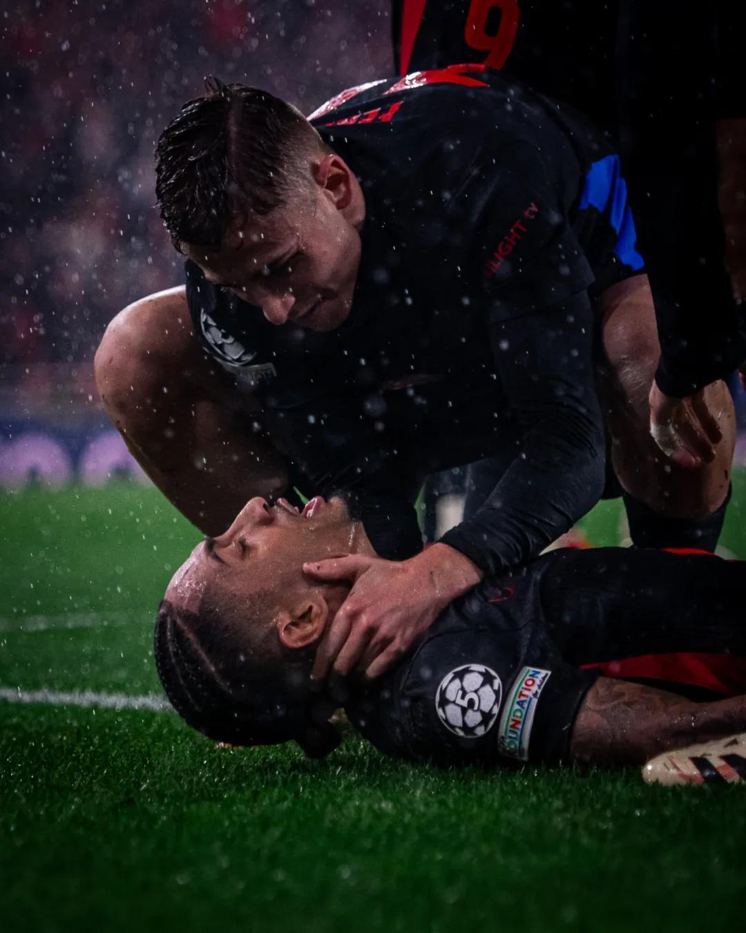 开云APP-一场比赛中发生关键失误，导致球队落败