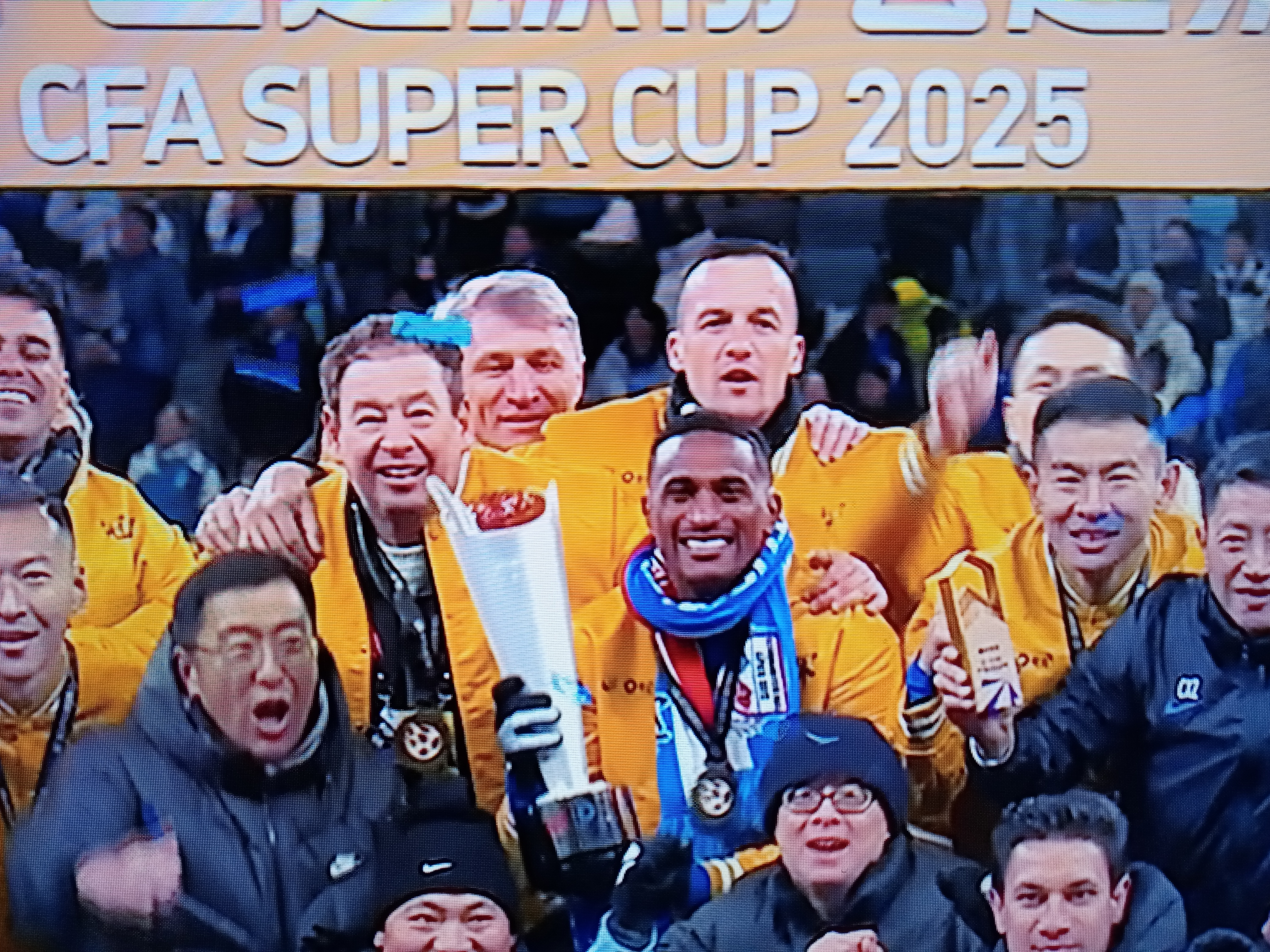 关于上海内斗:上港对阵申花,看谁能获胜的信息 关于上海内斗:上港对阵申花,看谁能获胜的信息