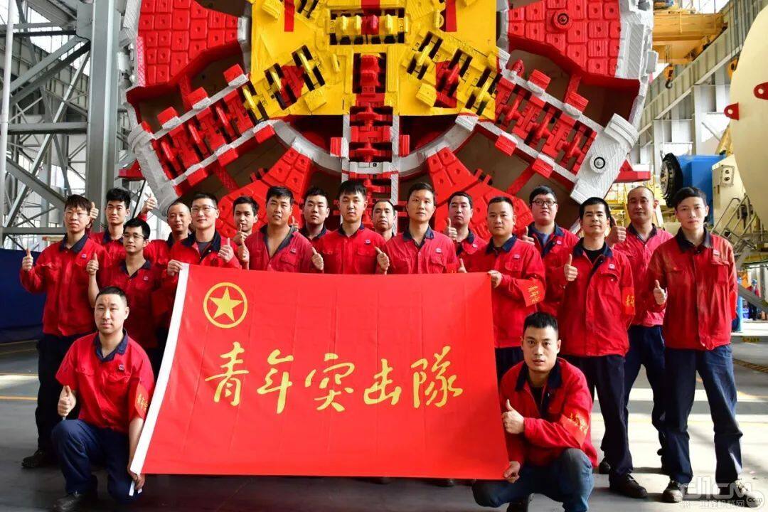 青年队取得了令人印象深刻的胜利