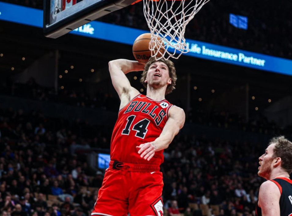 开云体育平台APP-休斯顿猛龙队后卫连续拿下高分，人气直线上升的简单介绍