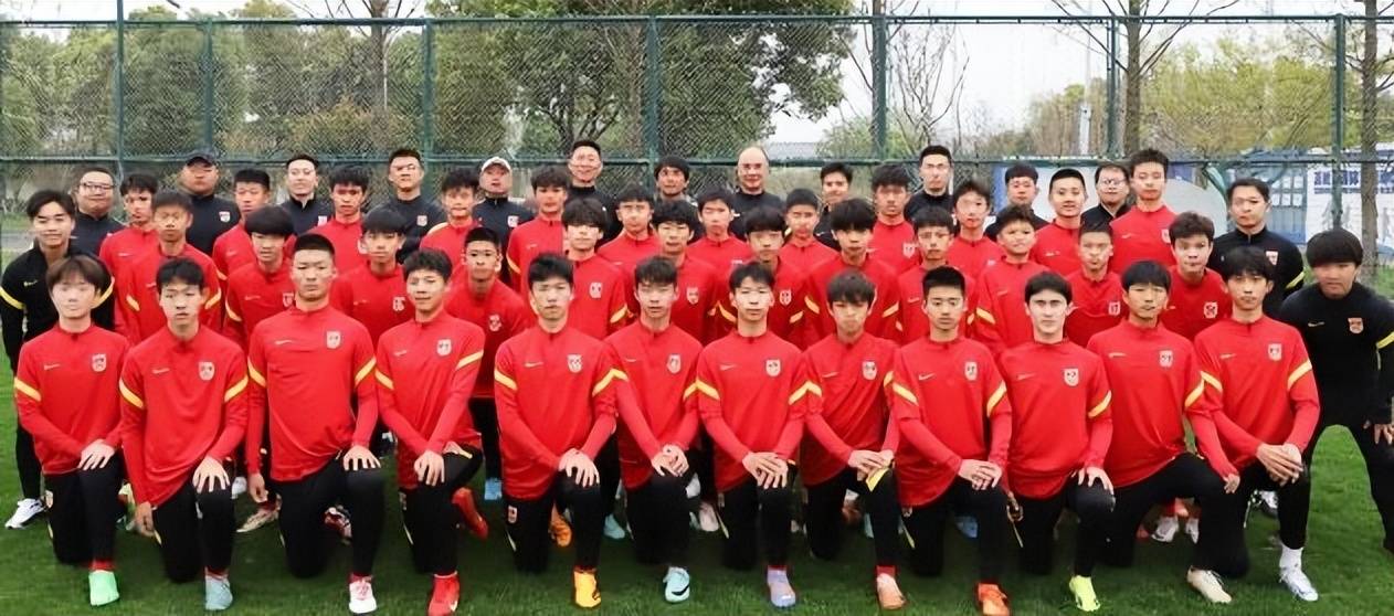 开云体育平台APP-球队队史纪念活动引发球迷回忆