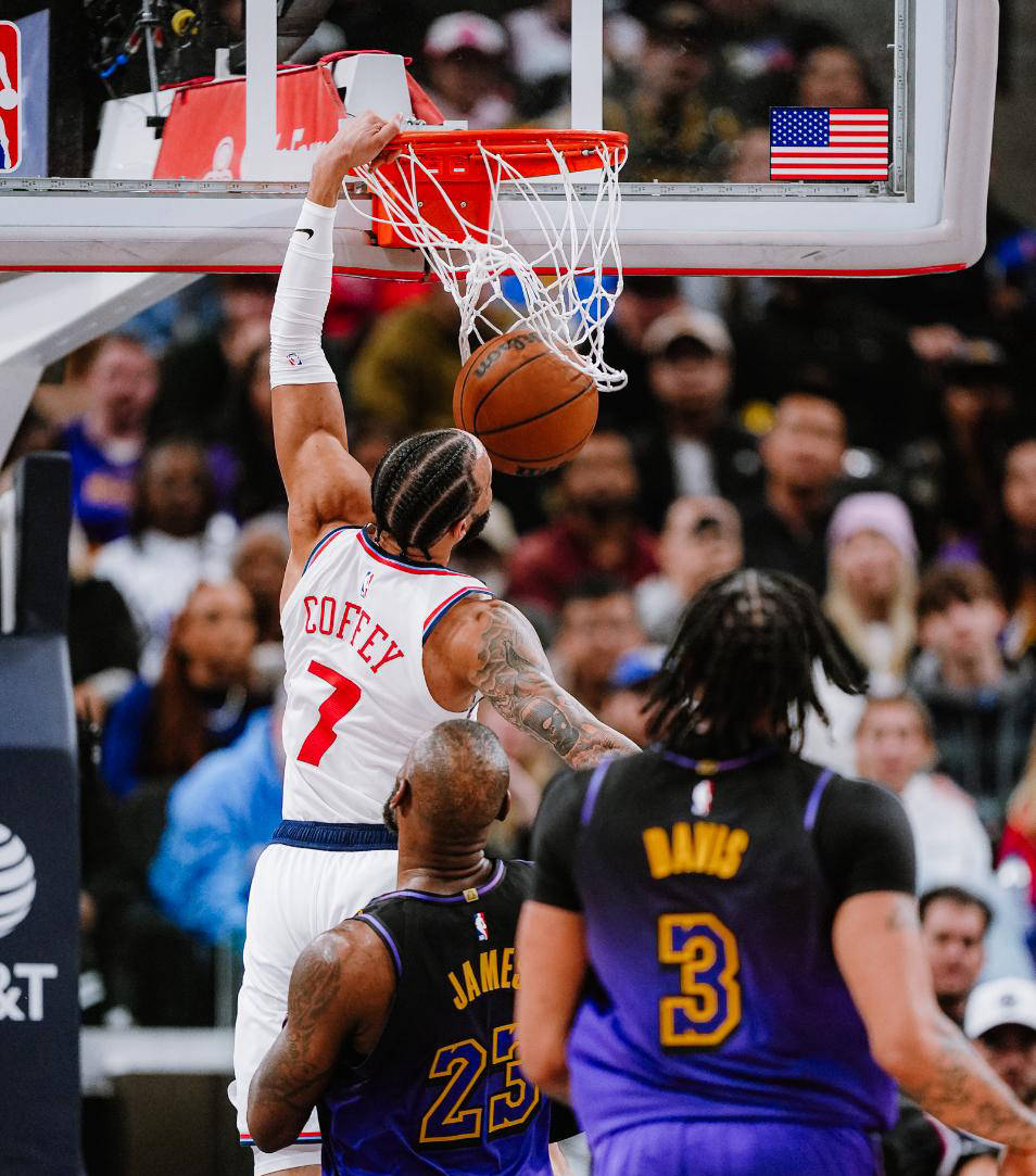 开云体育平台APP-快船战胜尼克斯，取得四连胜