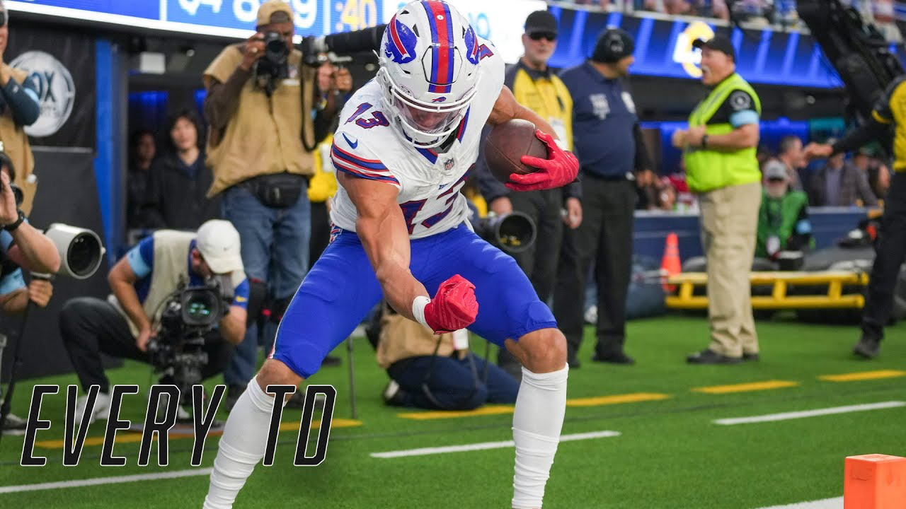 橄榄球选手刷新世界纪录，震撼全场