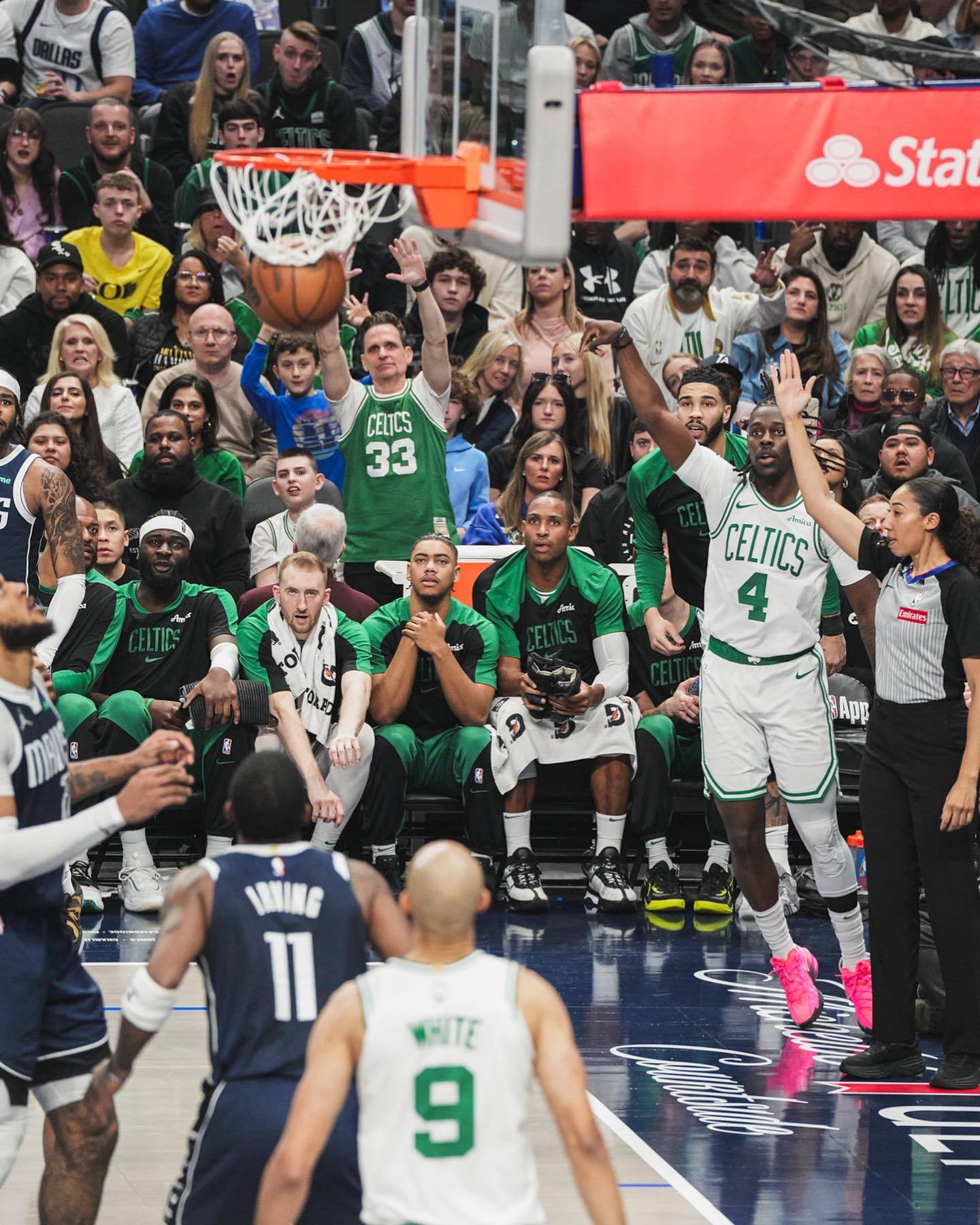 开云体育-独行侠鏖战辽宁队,恩比德带队取胜