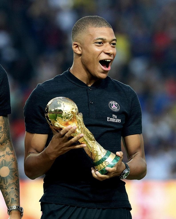 开云体育在线-里昂完胜瑞士，哈兰德带队取胜