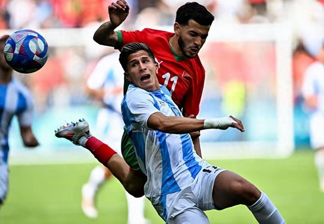 塞维利亚客场战胜劲旅,球队士气大涨 塞维利亚客场战胜劲旅,球队士气大涨