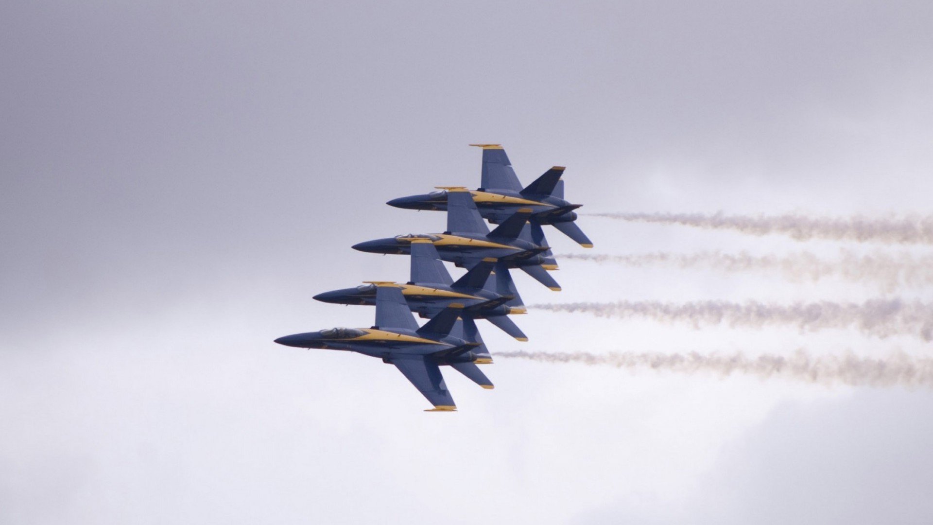 开云体育入口-恩比德独木擎天，国王队惊险淘汰广东，跨文化篮球交锋现史诗对决