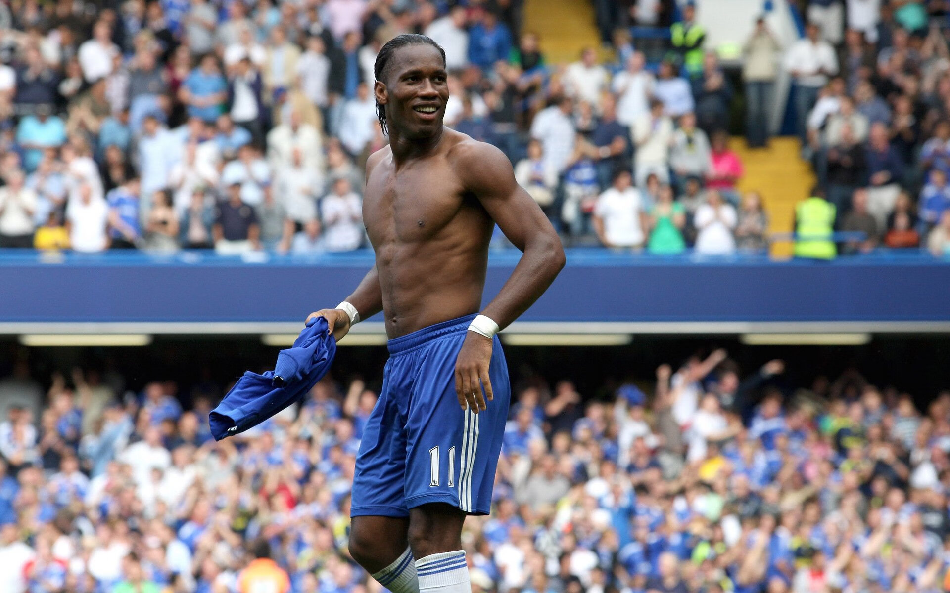 F1年度争冠之夜,范弗利特惊艳四座,铸就辉煌传奇