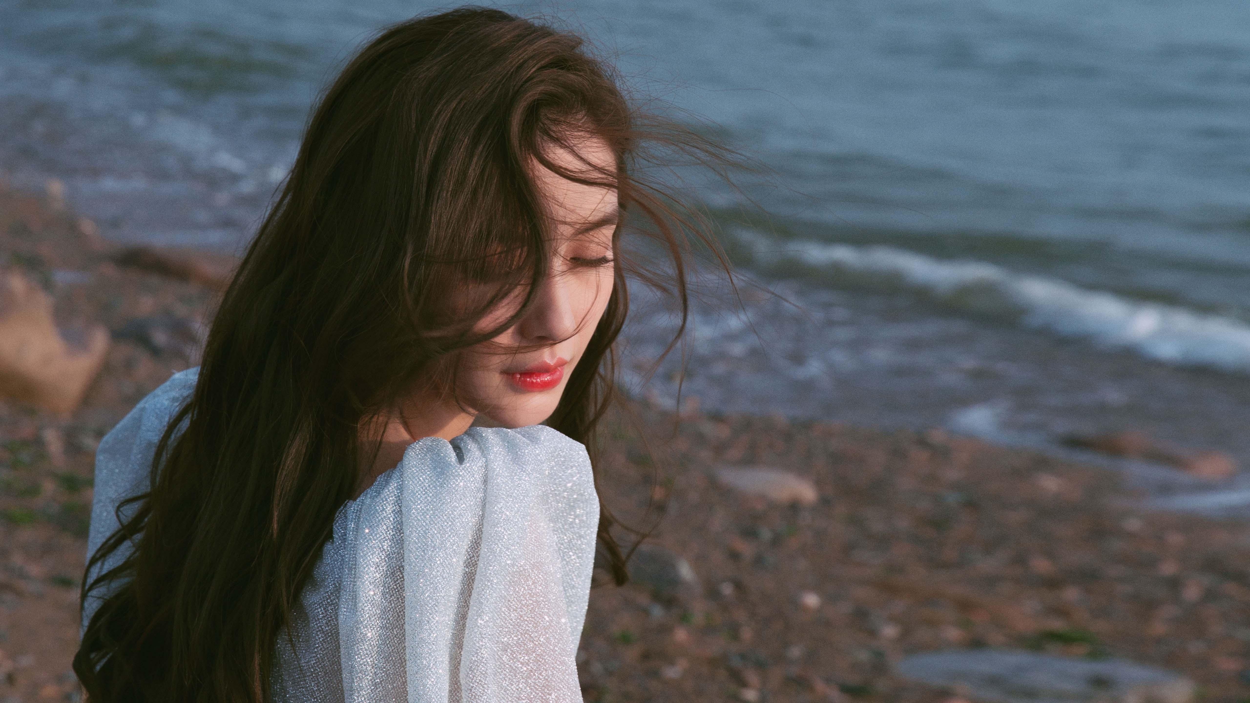 开云体育APP下载-孤星闪耀与铁血团队，詹姆斯史诗夜不敌绿军争冠级攻防