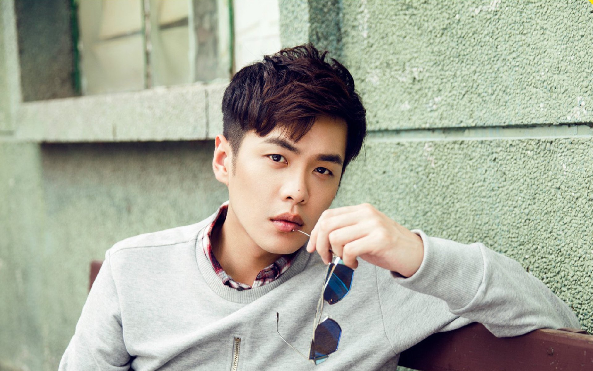 体系与神迹,两场胜利勾勒的足球时代暗线