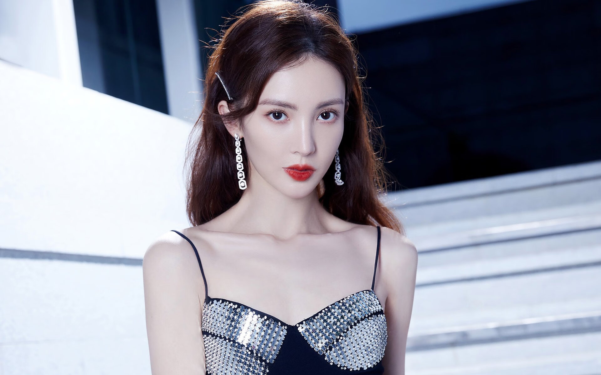 欧冠半决赛焦点战,阿尔及利亚强势拿下瑞典,黑马崛起震撼足坛