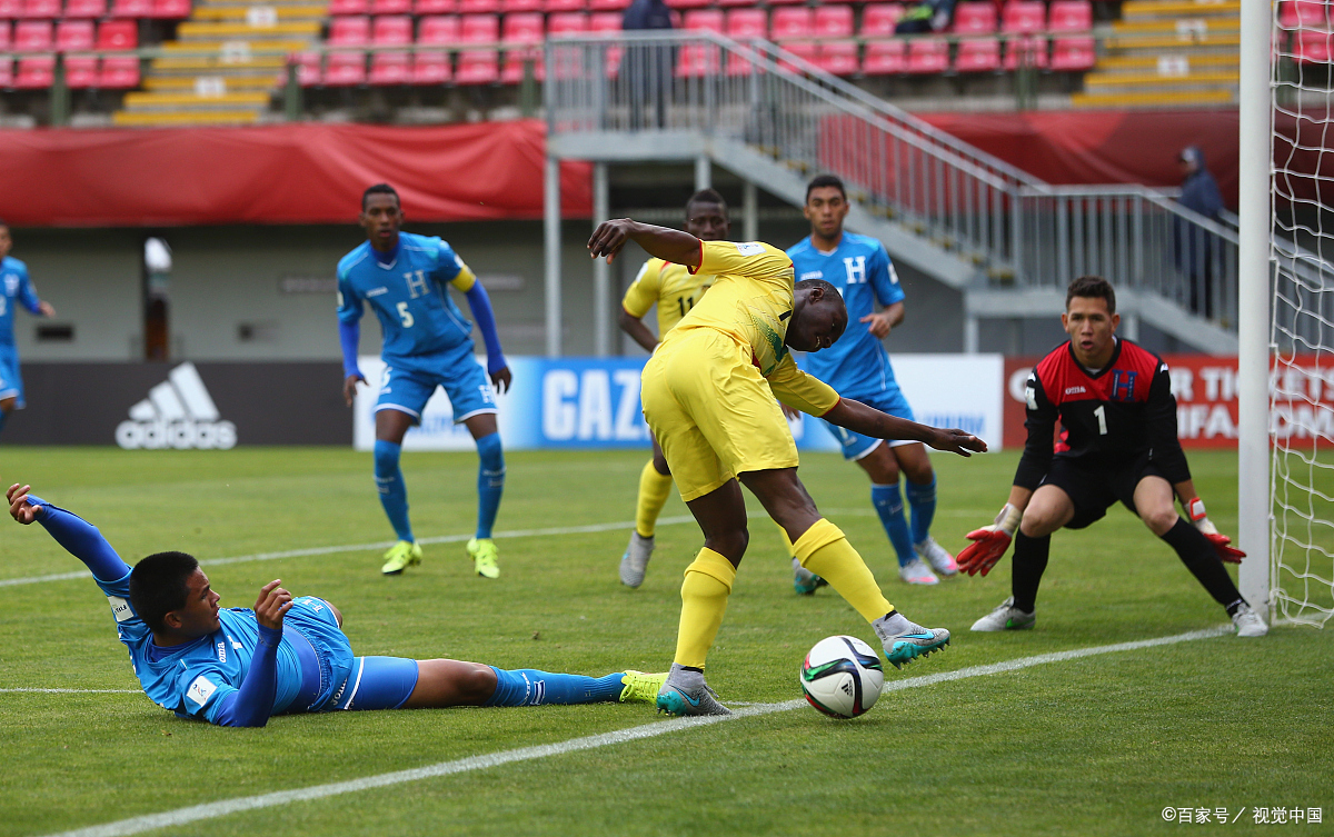 意甲焦点战焦点战，加拿大爆冷突尼斯